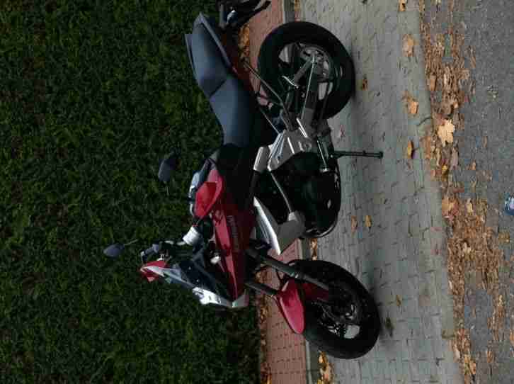 Kawasaki 650 Versys 10.2013 erst 290km 64PS wie neu