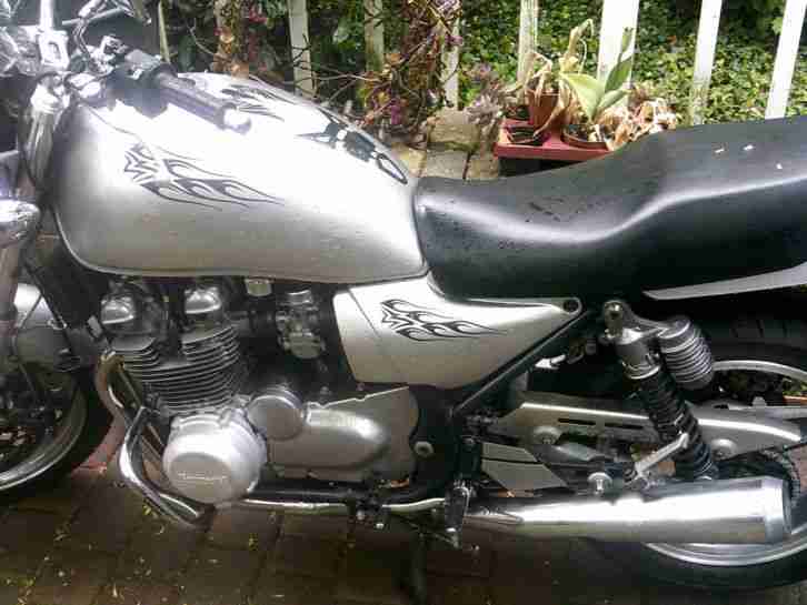 Kawasaki 750 Zephyr + viele Ersatzteile