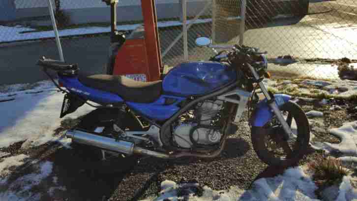 Kawasaki ER 5 - Unfallfahrzeug - Motorrad