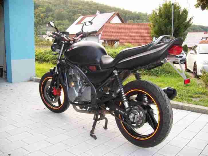 Kawasaki ER500A Digitaltacho Dynojet mattschwarz Takoni Auspuff LSL Lenker
