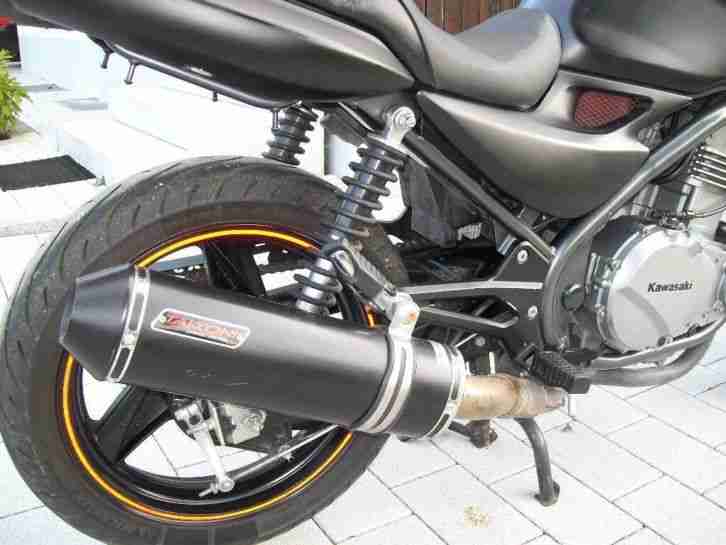 Kawasaki ER500A Digitaltacho Dynojet mattschwarz Takoni Auspuff LSL Lenker