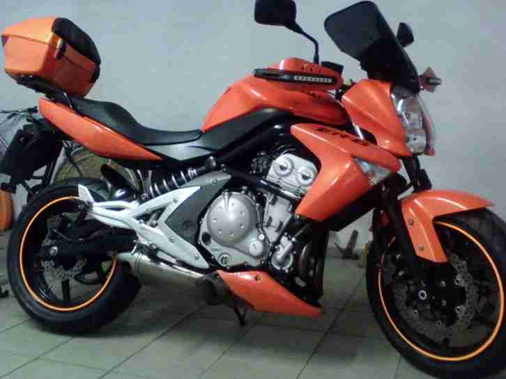 Kawasaki ER6 Topzustand