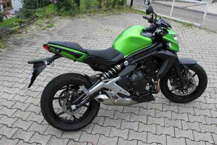 Kawasaki ER6N mit Tieferlegung Baujahr 2013