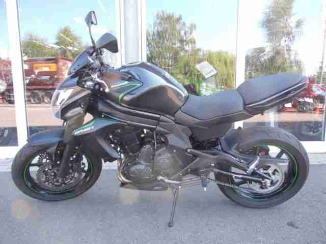 Kawasaki ER6n / 04/2016 / 2076 km / 650 cm³ inkl. Anlieferung