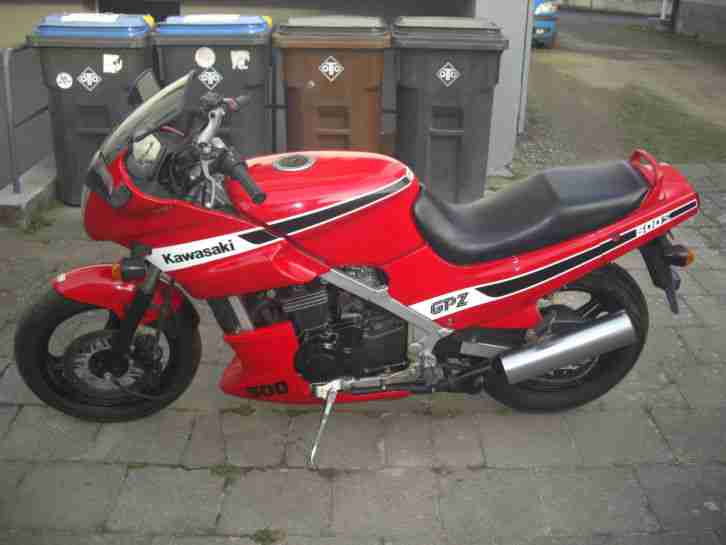 Kawasaki EX 500 A 37 KW in rot