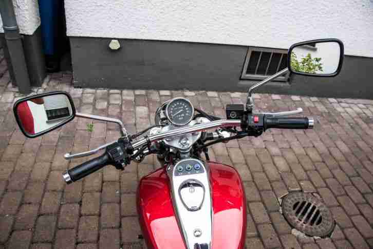 Kawasaki, Eliminator, BN 125 A, rot-metallic, 2.200 km, 1.Hand, Top-Zustand