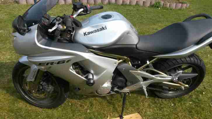 Kawasaki Er6f ABS-TÜV 05/18-Reifensatz+Inspektion vor 1800 km