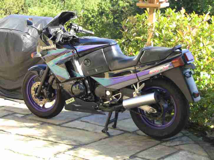 Kawasaki GPX 600 R - EZ 09/1998 - 30682 KM - 3. Hd. - Unfallfrei - Winterpreis