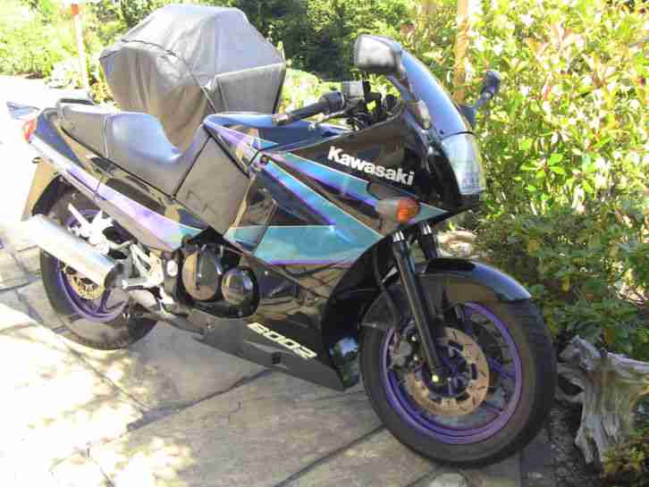 Kawasaki GPX 600 R - EZ 09/1998 - 30682 KM - 3. Hd. - Unfallfrei - Winterpreis