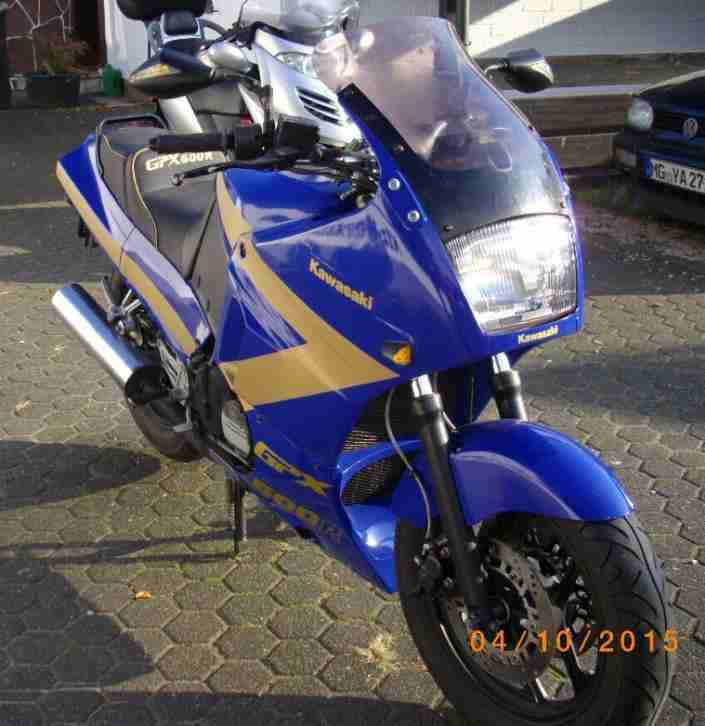 Kawasaki GPX 600 R EZ 3/94 77 PS viele Extras, springt nicht an, lange Standzeit
