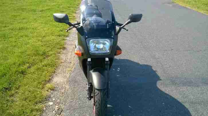 Kawasaki GPX 600 R - TÜV bis 06/2017 -