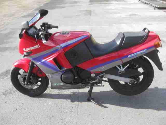 Kawasaki GPX 600 R aus 1994 mit allen Deutschen Papieren der MOTOR LÄUFT