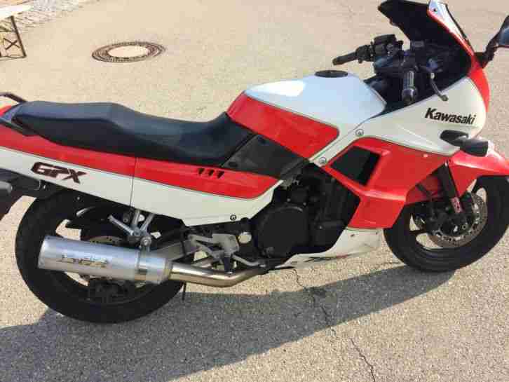 Kawasaki GPX 750