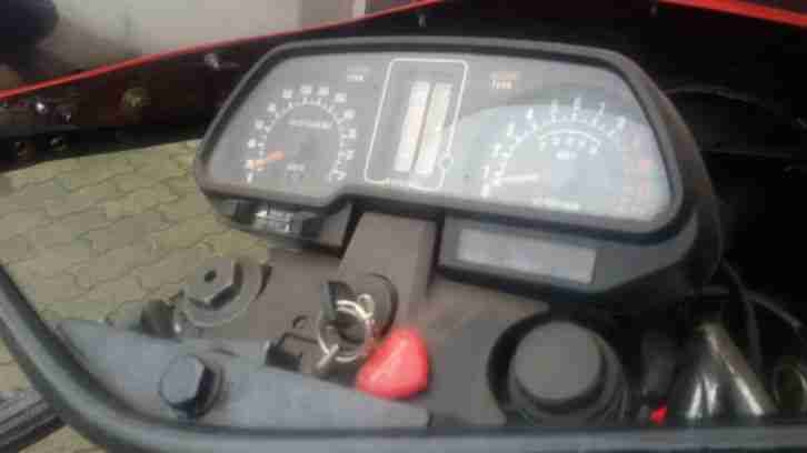 Kawasaki GPZ 1100 B2 BJ : 1982