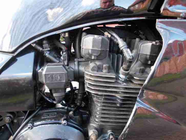 Kawasaki GPZ 1100 UT Bj 83