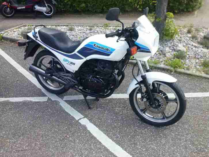 Kawasaki GPZ 305 Belt drive BJ '89, 31737 KM