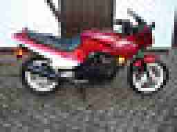 Kawasaki GPZ 500 S , 10000km , Motor NEU ,1.Hand