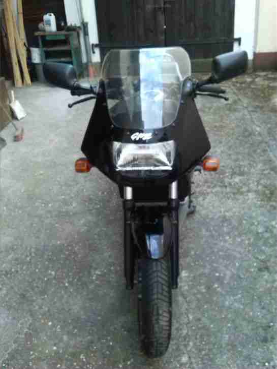 Kawasaki GPZ 500 S