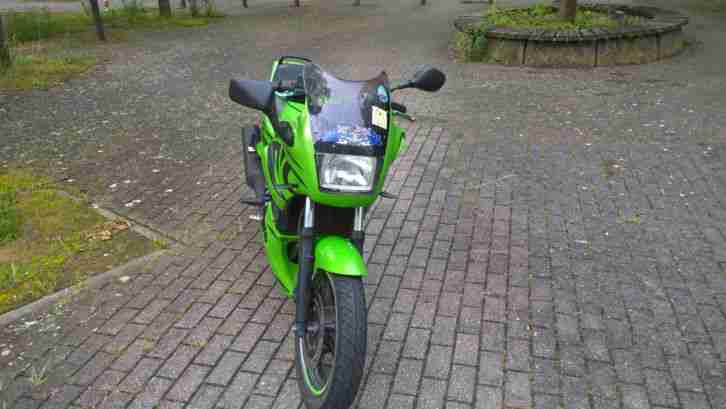 Kawasaki GPZ 500 S