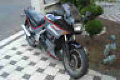 Kawasaki GPZ 500 S
