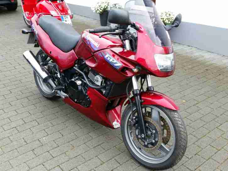 Kawasaki GPZ 500 S TÜV neu 05 18