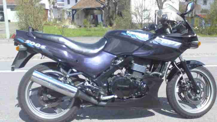 Kawasaki GPZ 500S