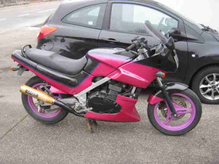 Kawasaki GPZ 500S mit 2 in1 Auspuffanlage von Laser, guter Sound