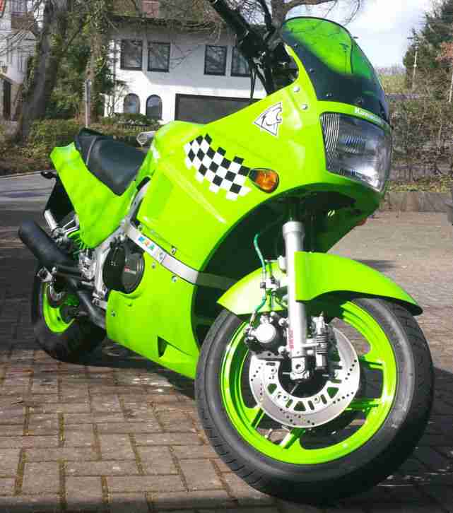 Kawasaki GPZ 600