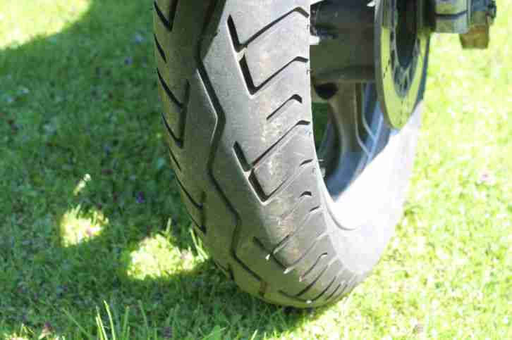 Kawasaki GPZ 750 UT TÜV Neu!