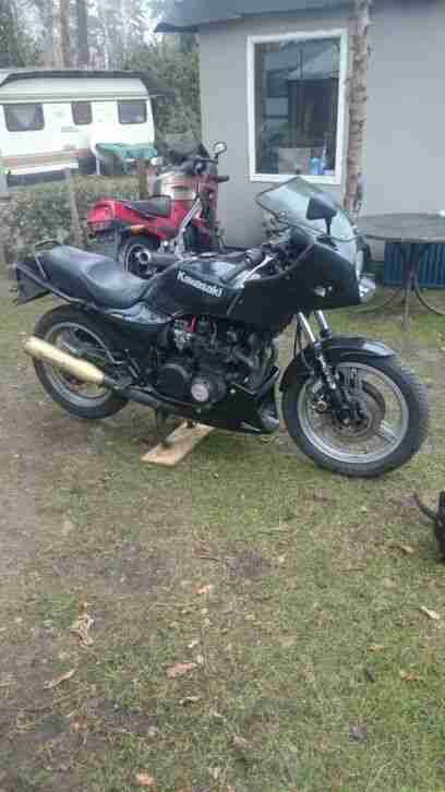 Kawasaki GPZ 750 UT