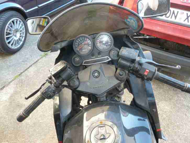 Kawasaki GPZ 900 R