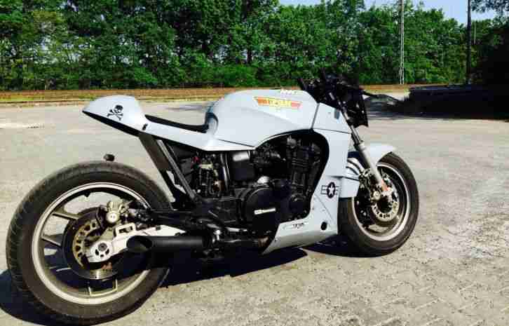 Kawasaki GPZ 900 Streetfighter Caferacer Bratstyle Custom