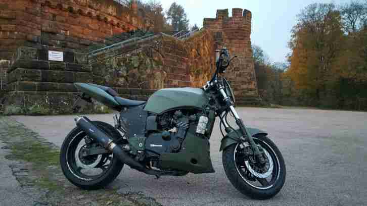 Kawasaki GPZ 900 Umbau zx10r Einzelstück