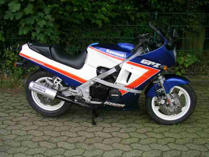 Kawasaki GPZ600R Sporttourer Tüv bis 08/2018