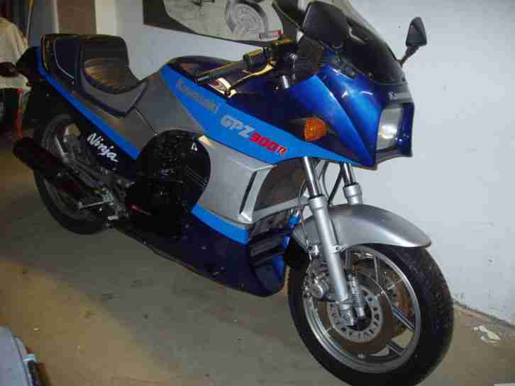 Kawasaki GPZ900R,,A3,,1.Hand,,45.000 km,,,, in Duisburg,,,,,GPZ 900 R,,Motorrad