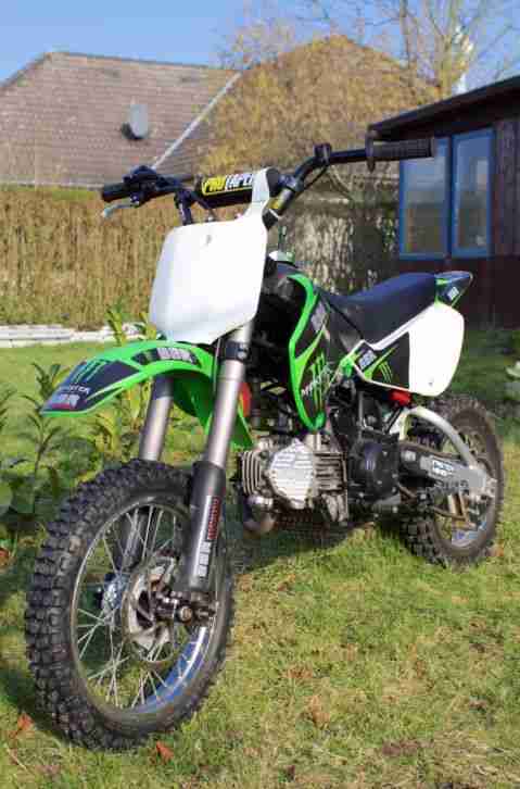 KLX110