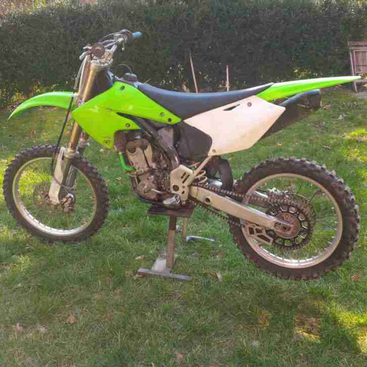 Kawasaki KXF 250 KX 250 F Motocross Cross Vollcross Suzuki Baugleich Suzuki RMZ