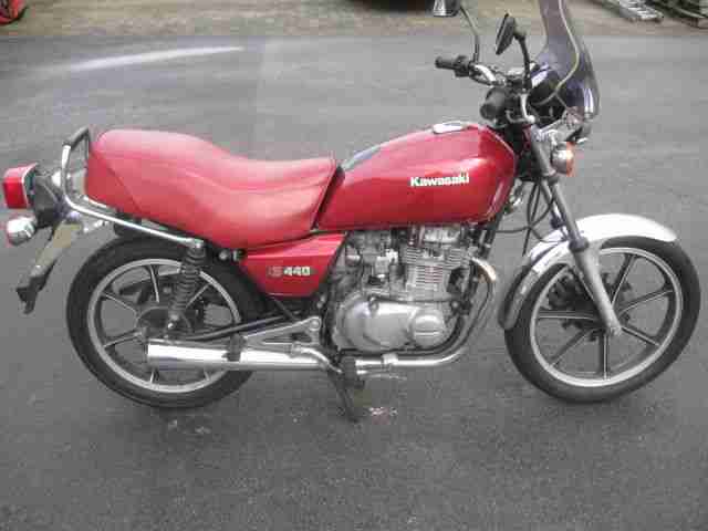 Kawasaki LTD 440 aus Baujahr 05 1983 mit Papieren und Schlüssel MOTOR DREHT