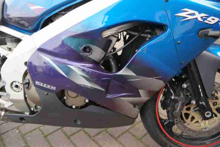 Kawasaki NINJA ZX-9R , KM 36.200 und TÜV quasi neu 08/2017