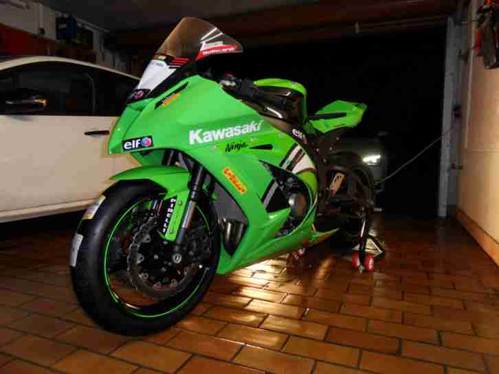 Kawasaki Ninja ZX 10RABS 200PS Rennstrecke Neu umgebaut ! Neue Reifen!