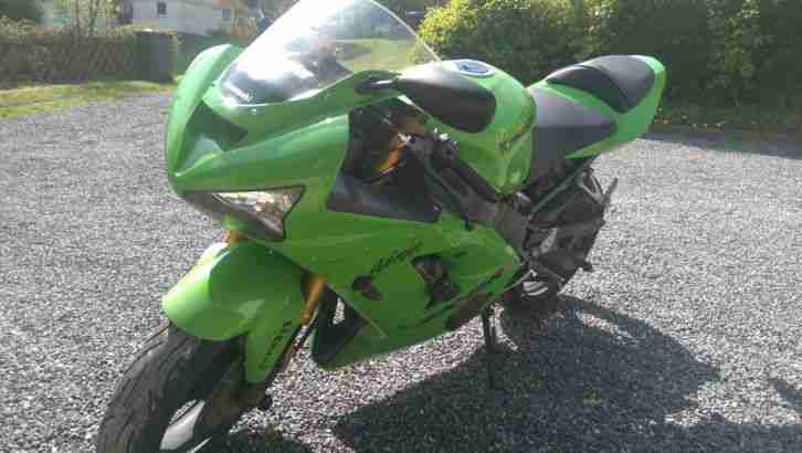 Kawasaki Ninja ZX - 6 RR