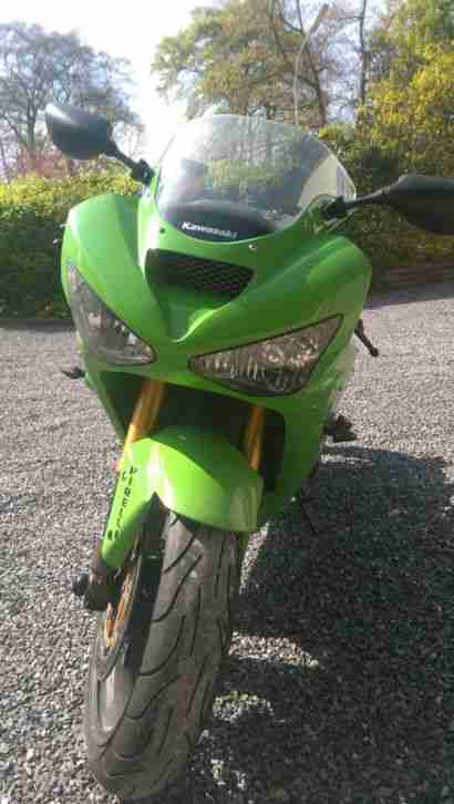 Kawasaki Ninja ZX - 6 RR