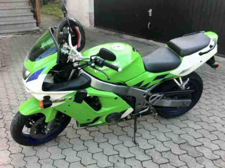 Kawasaki Ninja ZX 6R TÜV 10 18