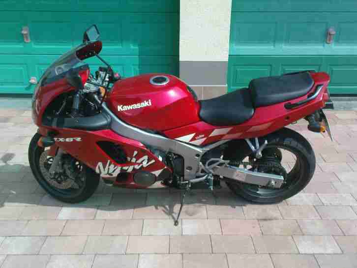 Kawasaki Ninja ZX 6R Tüv/Au neu neuwertiger Zustand !!!!!