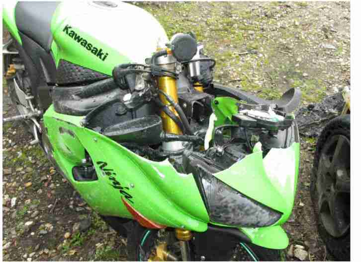 Kawasaki Ninja ZX-6R ZX6R 636C Baujahr 2005 ca. 24.000km Unfall !!!