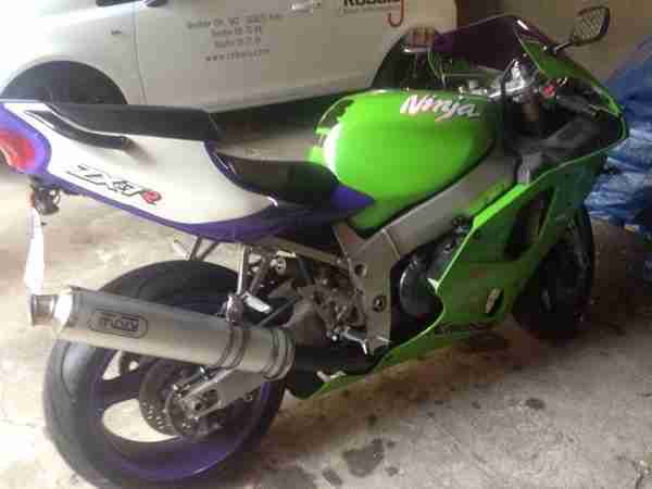 Kawasaki Ninja ZX7R ZX 7 R ZX 7R Kawa Rennmaschine Bike ++ TOP PREIS ++