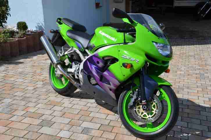 Kawasaki Ninja ZX9R C TÜV NEU