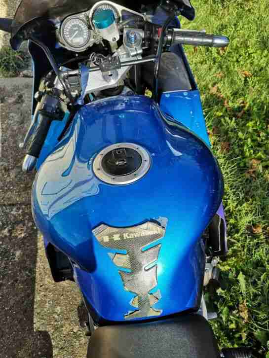 Kawasaki Ninja ZX9R (ZX900C) 1999 - TÜV bis April 2021/ ohne Mängel / TOP Preis