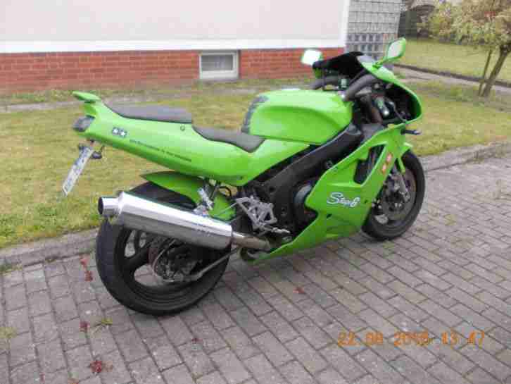 Kawasaki Ninja ZXR 750