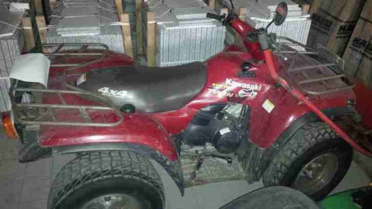 Kawasaki Quad KVF 700 Twin gebraucht mit Schneeräumschild, Allrad !